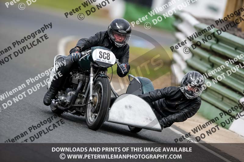 Vintage motorcycle club;eventdigitalimages;mallory park;mallory park trackday photographs;no limits trackdays;peter wileman photography;trackday digital images;trackday photos;vmcc festival 1000 bikes photographs